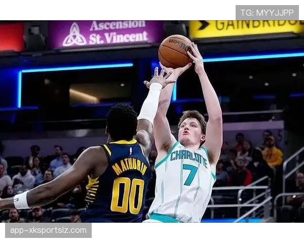 比尔挡拆拉开空间提升得分效率明显超越队友