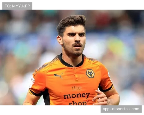 内维斯从英超核心转战沙特的职业选择解析