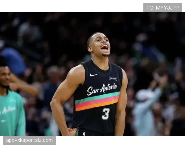 凯尔登·约翰逊突破得分效率超越同队核心拉开进攻差距