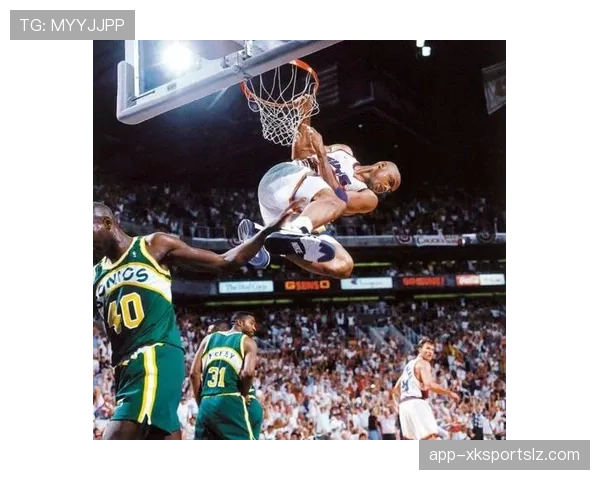 查尔斯·巴克利篮下强攻效率明显高于同届内线球员