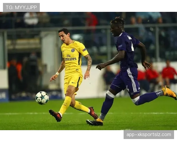 理查德森突破创造空位三分效率显著提升队伍攻防转换